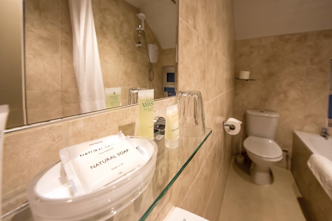 Alhambra Court Hotel York Esterno foto